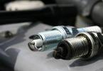 Replacing spark plugs in Toyota Corolla How to change spark plugs in Toyota