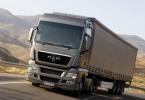 بایرن جدید: چگونه برای جمع آوری کامیون ها در روسیه مرد و ماشین هایش