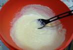 Dolci a base di latte fermentato cotto e yogurt