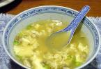 Кучерявий суп з яйцем: рецепт з фото з дитинства