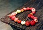 Love spell on an apple when the love spell on a red apple begins to work